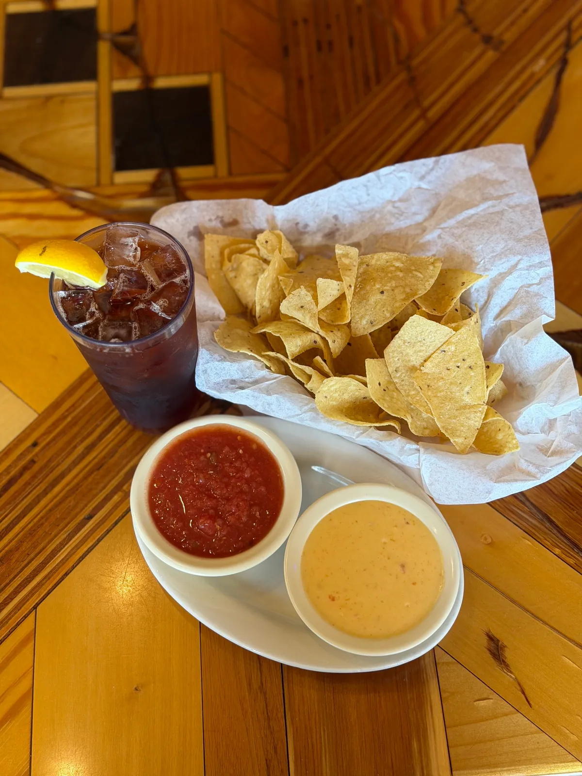 Los-Mariachis Gainesville Texas Chips and Salsa Photo